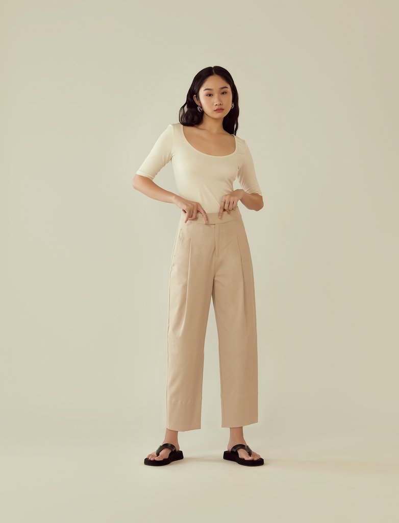 Deep Pleated Structured Trousers